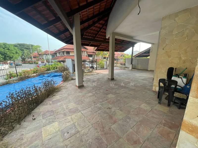 Rumah Teres 2 Tingkat untuk Dijual di Bukit Rahman Putra (Sungai Buloh) - Helen Wan - Exterior - PropertyGuru.com.my