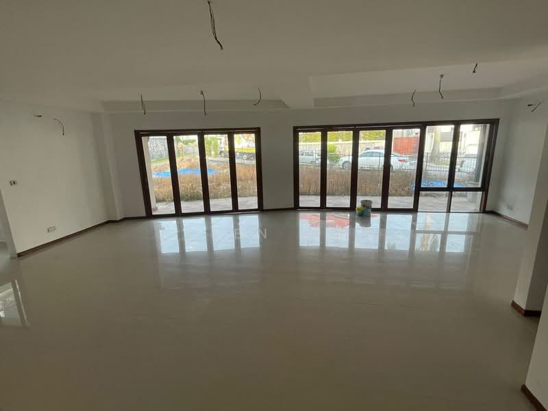 Rumah Teres 2 Tingkat untuk Dijual di Bukit Rahman Putra (Sungai Buloh) - Helen Wan - Living Room - PropertyGuru.com.my