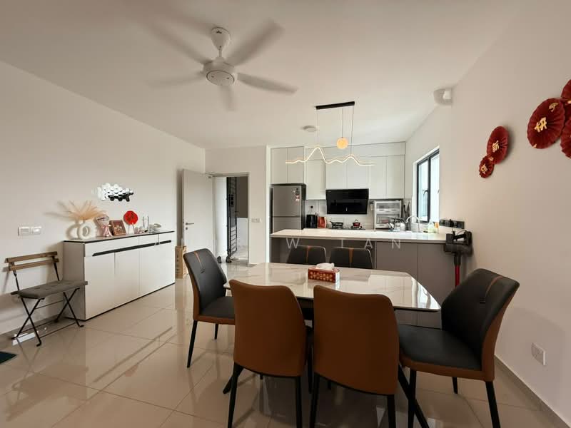 Servis Apartment untuk Disewa di Huni @ Eco Ardence - Andrew Tan - Dining Room - PropertyGuru.com.my