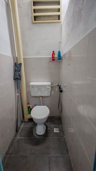 Flat for Sale at Taman Machang Bubok - Darren Lye - Bathroom - PropertyGuru.com.my