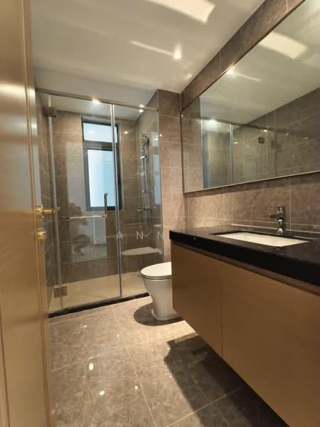 Servis Apartment untuk Dijual di R&F Princess Cove Phase 2-Seine Region - Ann . - Bathroom - PropertyGuru.com.my