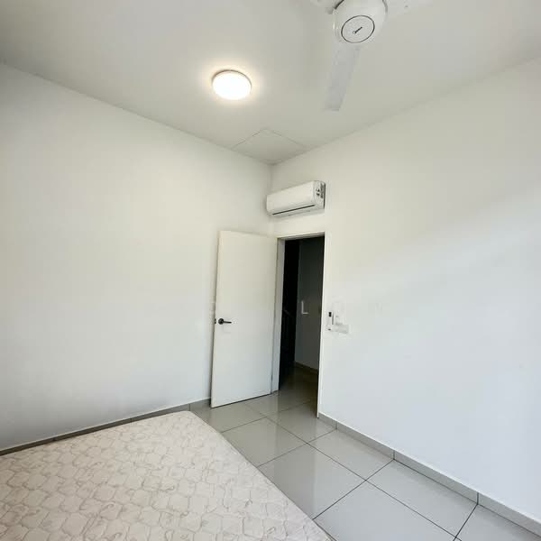 Rumah Teres 2 Tingkat untuk Disewa di Setia Eco Gardens (Gelang Patah) - Nick Low - Bedroom - PropertyGuru.com.my