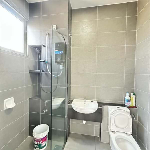 Rumah Teres 2 Tingkat untuk Disewa di Setia Eco Gardens (Gelang Patah) - Nick Low - Bathroom - PropertyGuru.com.my