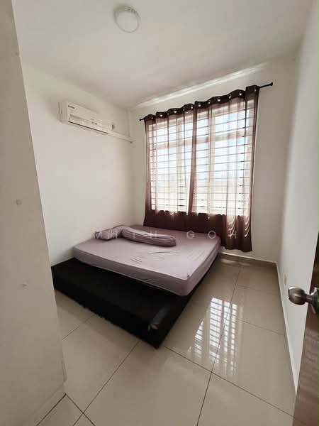 Servis Apartment untuk Dijual di Larkin Heights - Smith Goh - Bedroom - PropertyGuru.com.my