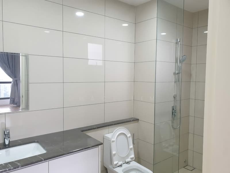 Servis Apartment untuk Disewa di The Park Sky Residence - Chace Lim - Bathroom - PropertyGuru.com.my