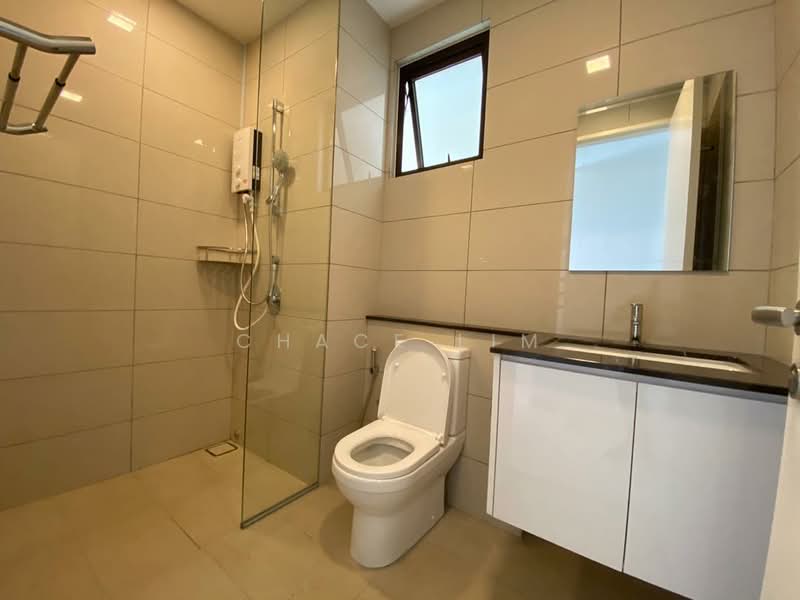 Servis Apartment untuk Disewa di The Park Sky Residence - Chace Lim - Bathroom - PropertyGuru.com.my