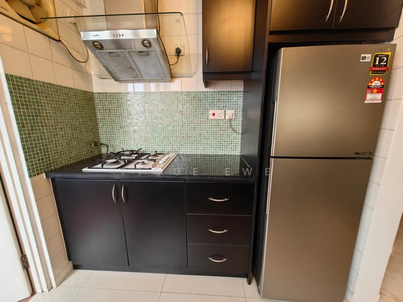 Kondominium untuk Dijual di Mont Kiara Pines - Tique Ewe - Kitchen - PropertyGuru.com.my