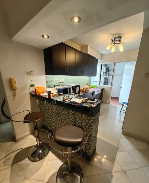 Kondominium untuk Dijual di Mont Kiara Pines - Tique Ewe - Kitchen - PropertyGuru.com.my