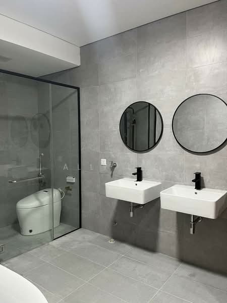 Servis Apartment untuk Disewa di Cubic Botanical - Ally Lee - Bathroom - PropertyGuru.com.my