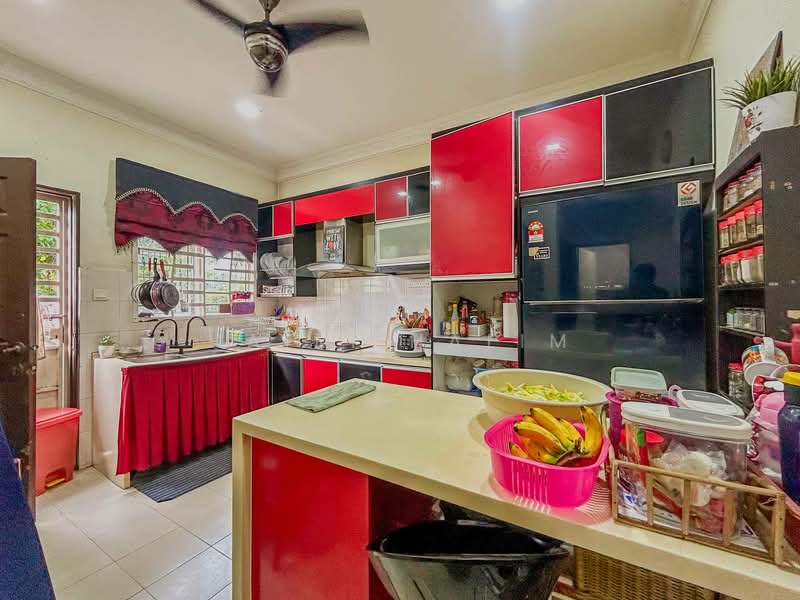 Rumah Teres 2 Tingkat untuk Dijual di Bandar Baru Salak Tinggi (Sepang) - Hairi Halim - PropertyGuru.com.my