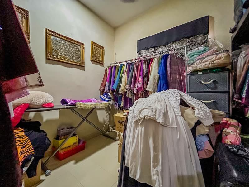 Rumah Teres 2 Tingkat untuk Dijual di Bandar Baru Salak Tinggi (Sepang) - Hairi Halim - PropertyGuru.com.my