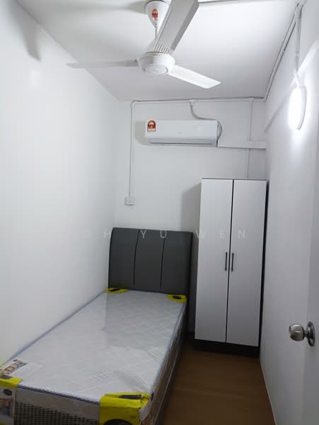Apartment for Rent at Desa Indah Block 86 - Loh Yu Wen - Bedroom - PropertyGuru.com.my