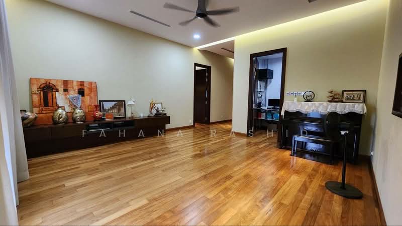 Rumah Banglo untuk Dijual di Shah Alam (Selangor) - Fahana Rashid - Living Room - PropertyGuru.com.my