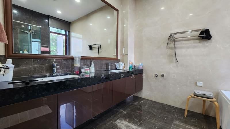 Rumah Banglo untuk Dijual di Shah Alam (Selangor) - Fahana Rashid - Bathroom - PropertyGuru.com.my