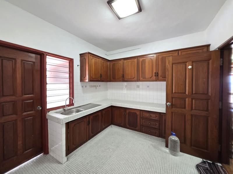 Kondominium untuk Disewa di Faber Ria - CC Hong - Kitchen - PropertyGuru.com.my