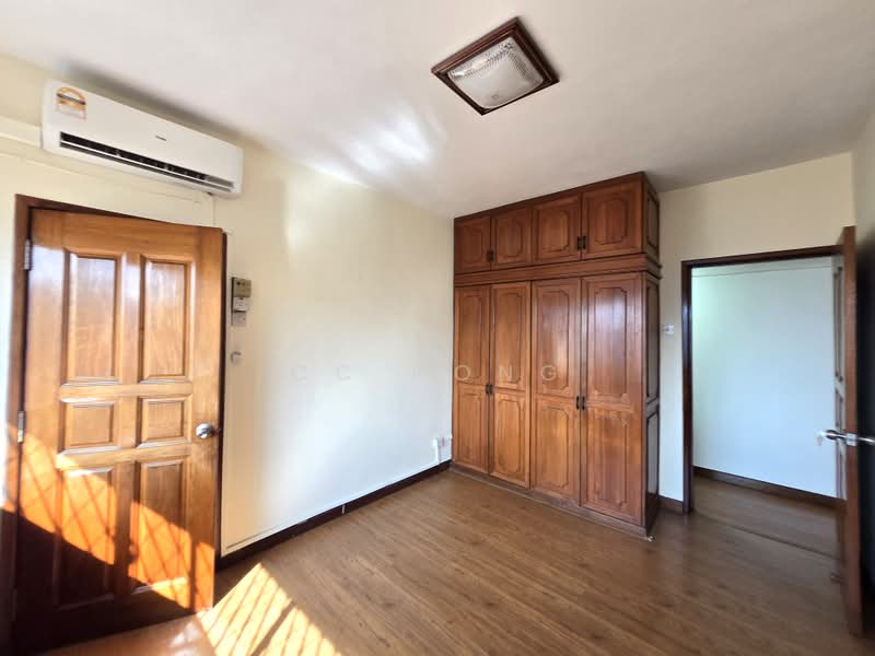 Kondominium untuk Disewa di Faber Ria - CC Hong - Bedroom - PropertyGuru.com.my