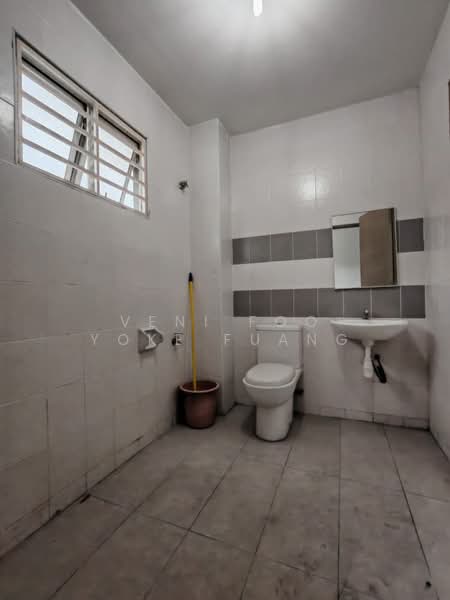 2-storey Terraced House for Sale in Setia Alam (Selangor) - Veni Foo Yoke Fuang - Bathroom - PropertyGuru.com.my