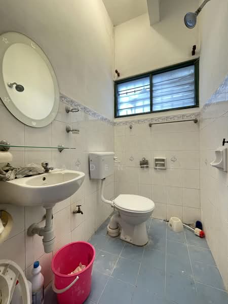 Rumah Teres 2 Tingkat untuk Dijual di Taman Wawasan (Puchong) - Jayden Lee - Bathroom - PropertyGuru.com.my