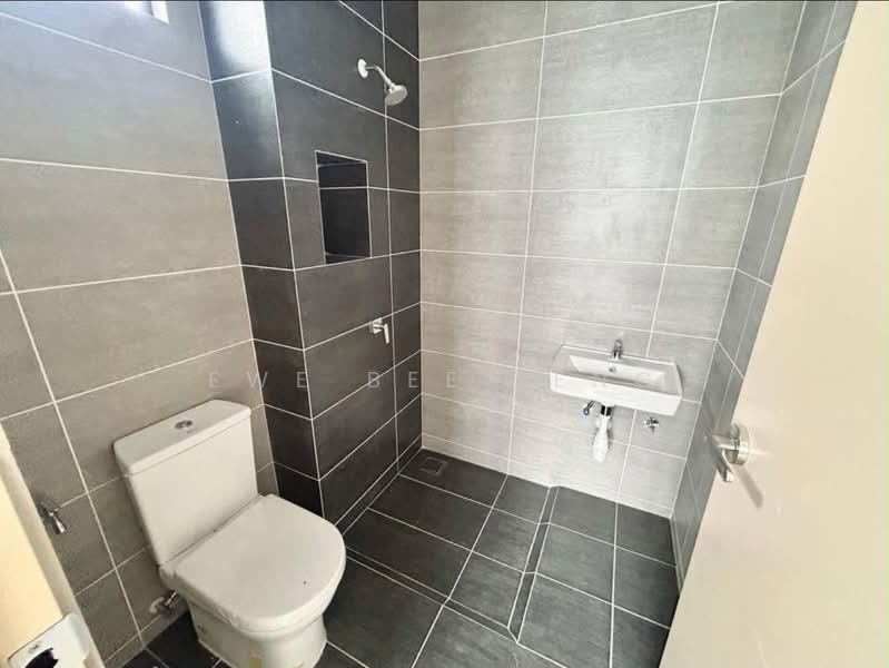 2-storey Terraced House for Sale in Bandar Dato Onn (Tebrau) - Ewe Bee Leng - Bathroom - PropertyGuru.com.my