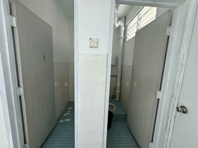 Flat for Rent at Taman Belimbing II - Darren Lye - Bathroom - PropertyGuru.com.my