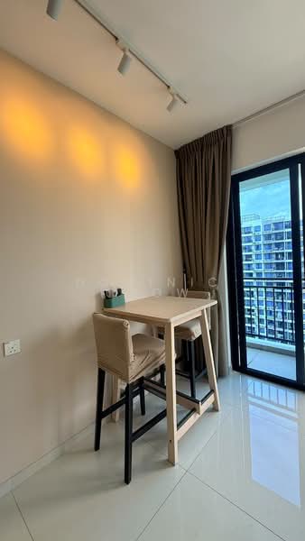 Servis Apartment untuk Disewa di Country Garden Central Park - Dominic Chow - Dining Room - PropertyGuru.com.my