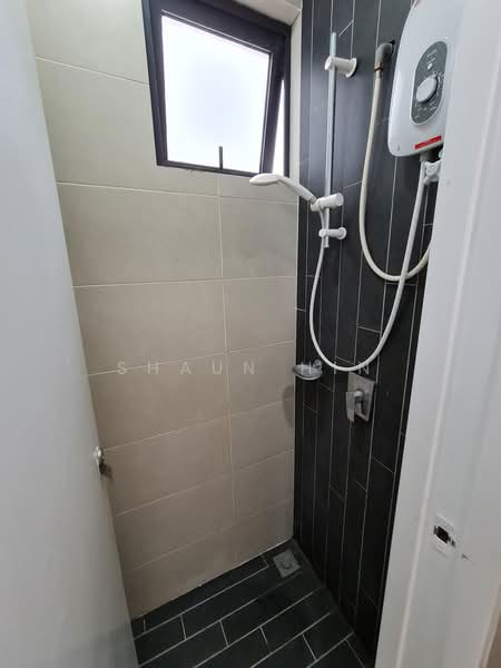Servis Apartment untuk Disewa di H2O Residences - Shaun Hin - Bathroom - PropertyGuru.com.my