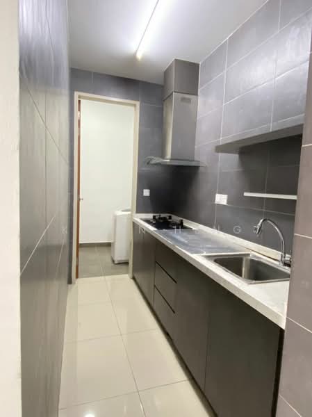 Service Residence for Sale at Citizen @ Old Klang Road - Kaven Heng - Kitchen - PropertyGuru.com.my