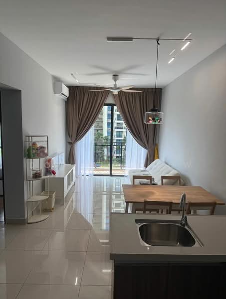 Servis Apartment untuk Disewa di Country Garden Central Park - Dominic Chow - Living Room - PropertyGuru.com.my