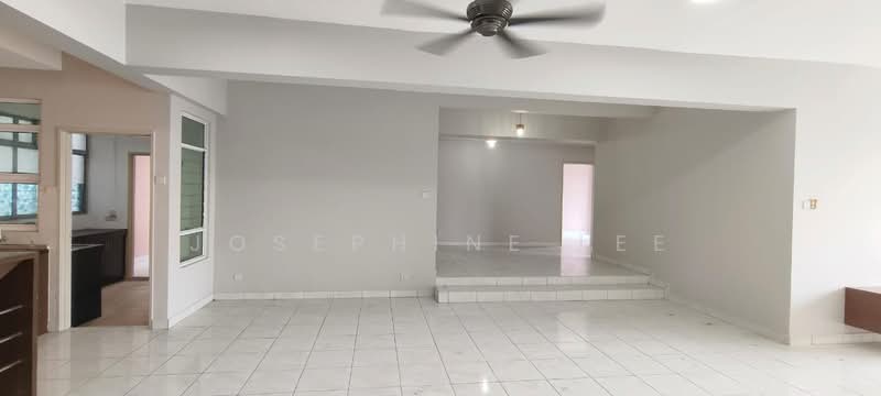 Condominium for Sale at Sterling - Josephine Lee - Living Room - PropertyGuru.com.my