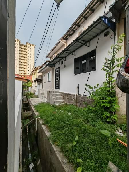 Rumah Teres 2 Tingkat untuk Dijual di Cheras (Selangor) - Mohd Aizat Saiful Bahri - Exterior - PropertyGuru.com.my