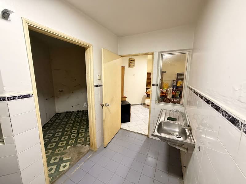 Condominium for Sale at Venice Hill - Addy Ng - Kitchen - PropertyGuru.com.my