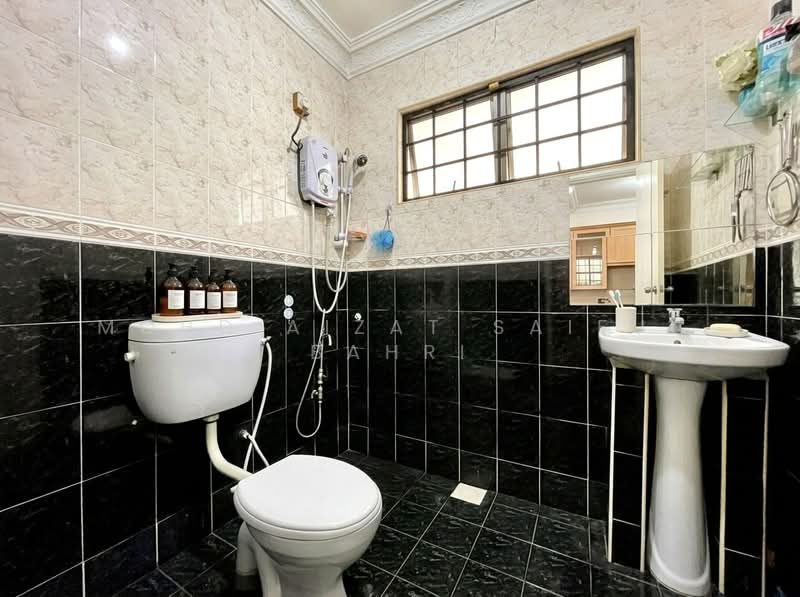 Bungalow for Sale in Shah Alam (Selangor) - Mohd Aizat Saiful Bahri - PropertyGuru.com.my