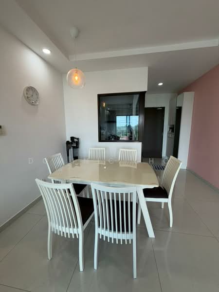Servis Apartment untuk Disewa di Country Garden Central Park - Dominic Chow - Dining Room - PropertyGuru.com.my