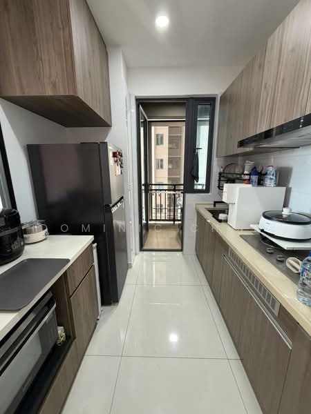 Servis Apartment untuk Disewa di Country Garden Central Park - Dominic Chow - Kitchen - PropertyGuru.com.my