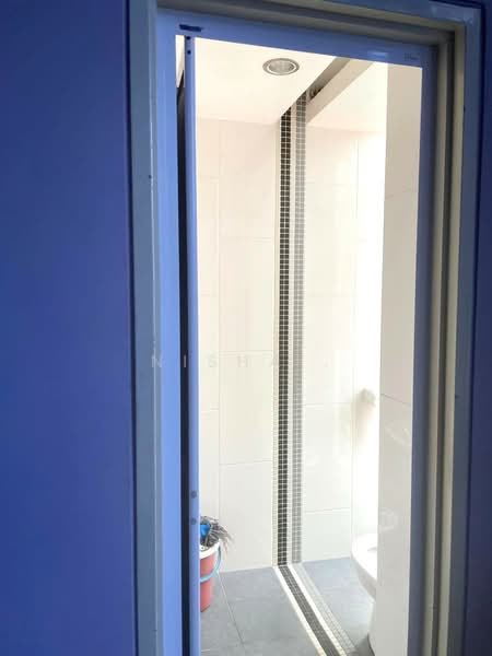 Soho for Rent in Pantai (Kuala Lumpur) - Nisha . - Bathroom - PropertyGuru.com.my