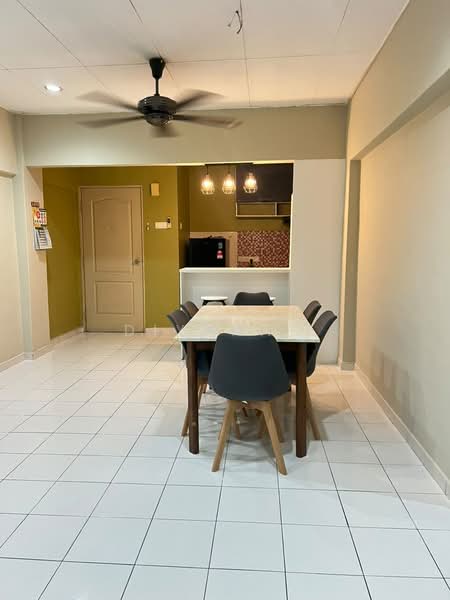Condominium for Rent at Sentul Utama Condominium - Diyana . - Dining Room - PropertyGuru.com.my