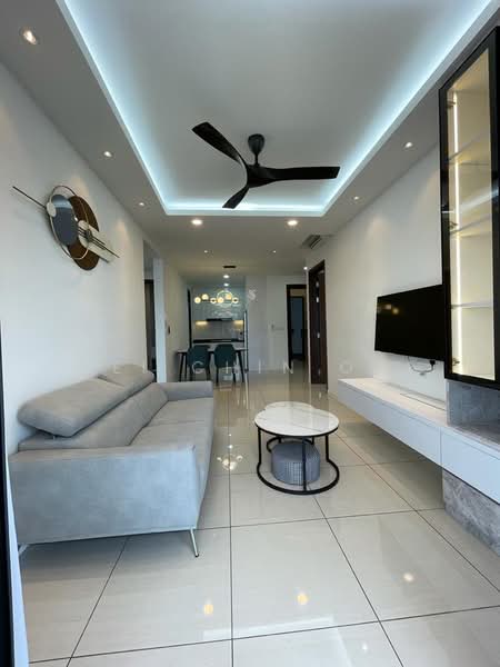Kondominium untuk Dijual di Queens Residences Q2 @ Queens Waterfront - Wei Chin Ooi - Living Room - PropertyGuru.com.my