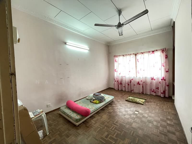 Semi-Detached House for Sale in Ampang Jaya (Ampang) - Najibah Sahari - PropertyGuru.com.my