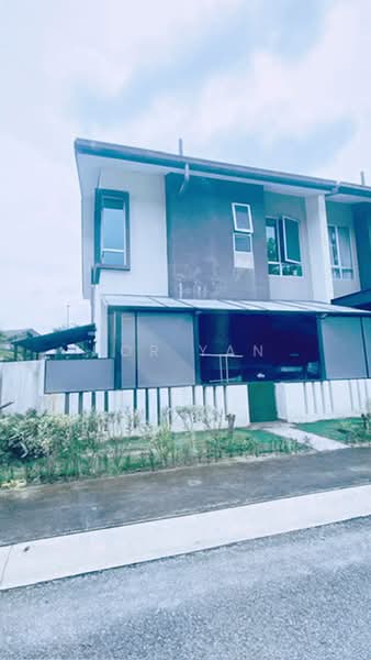 Rumah Teres untuk Dijual di Bandar Tropicana Aman (Telok Panglima Garang) - Hor Yan - Exterior - PropertyGuru.com.my