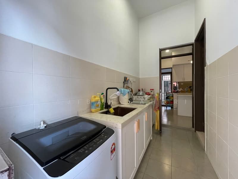 Rumah Berkembar untuk Dijual di Alam Impian (Shah Alam) - Najibah Sahari - PropertyGuru.com.my