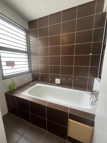 Rumah Teres 2-Tingkat untuk Disewa di Denai Alam (Shah Alam) - Ean Leong - Bathroom - PropertyGuru.com.my