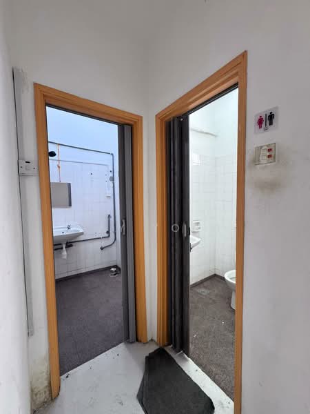 Office for Rent in Bandar Menjalara (Kuala Lumpur) - Jay Yong - Bathroom - PropertyGuru.com.my