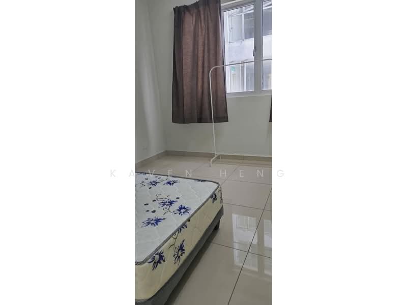 Service Residence for Sale at Maxim Residences - Kaven Heng - Bedroom - PropertyGuru.com.my