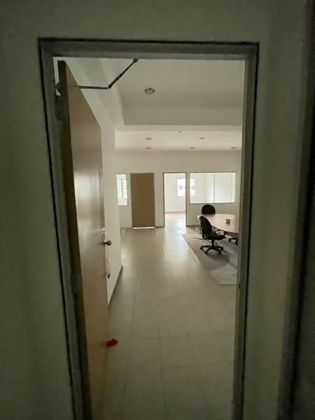 Office for Rent in Bandar Sri Damansara (Selangor) - Jay Yong - Corridor - PropertyGuru.com.my
