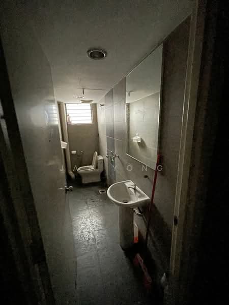 Office for Rent in Bandar Sri Damansara (Selangor) - Jay Yong - Bathroom - PropertyGuru.com.my