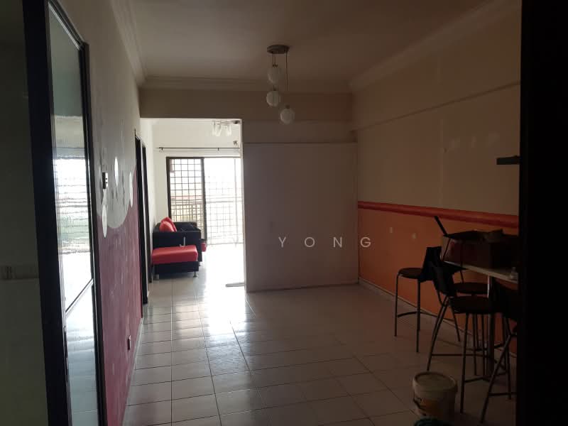 Pangsapuri untuk Disewa di Ixora - Jay Yong - Living Room - PropertyGuru.com.my