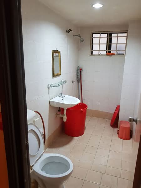 Pangsapuri untuk Disewa di Ixora - Jay Yong - Bathroom - PropertyGuru.com.my