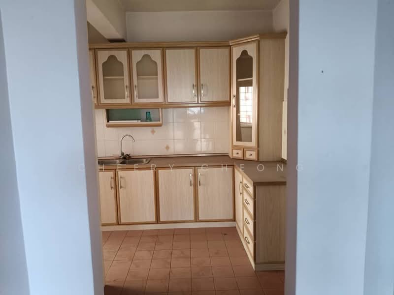 Apartment for Sale at Anggerik Villa 2 - Cheery Cheong - Kitchen - PropertyGuru.com.my