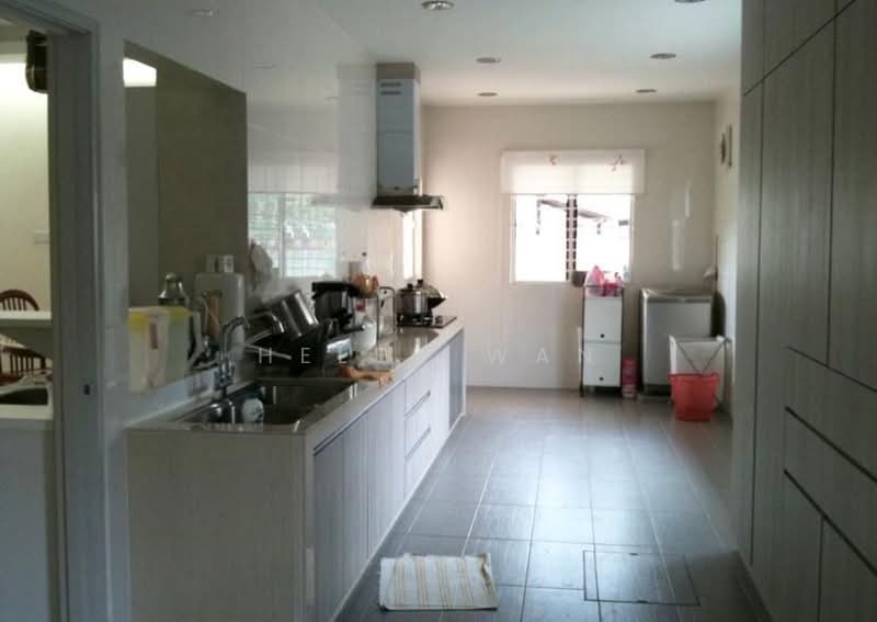 Semi-Detached House for Sale in Taman Villa Putra (Sungai Buloh) - Helen Wan - Kitchen - PropertyGuru.com.my