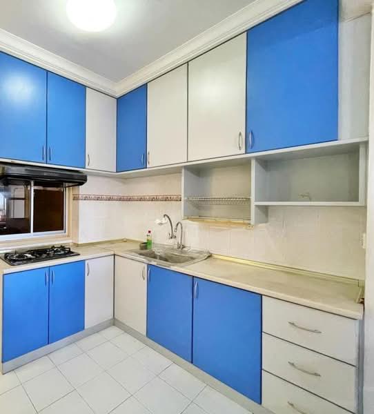 Pangsapuri untuk Disewa di Kingfisher Series - Kelvin Tan - Kitchen - PropertyGuru.com.my